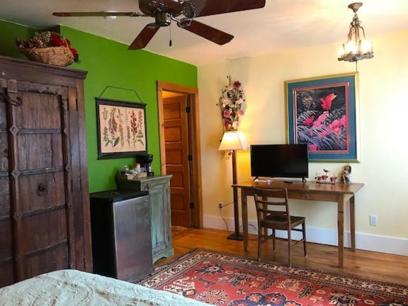 Swan River Inn Bigfork Εξωτερικό φωτογραφία